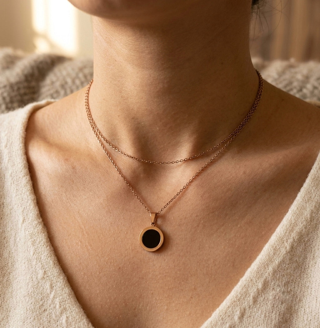 Noir Halo Necklace